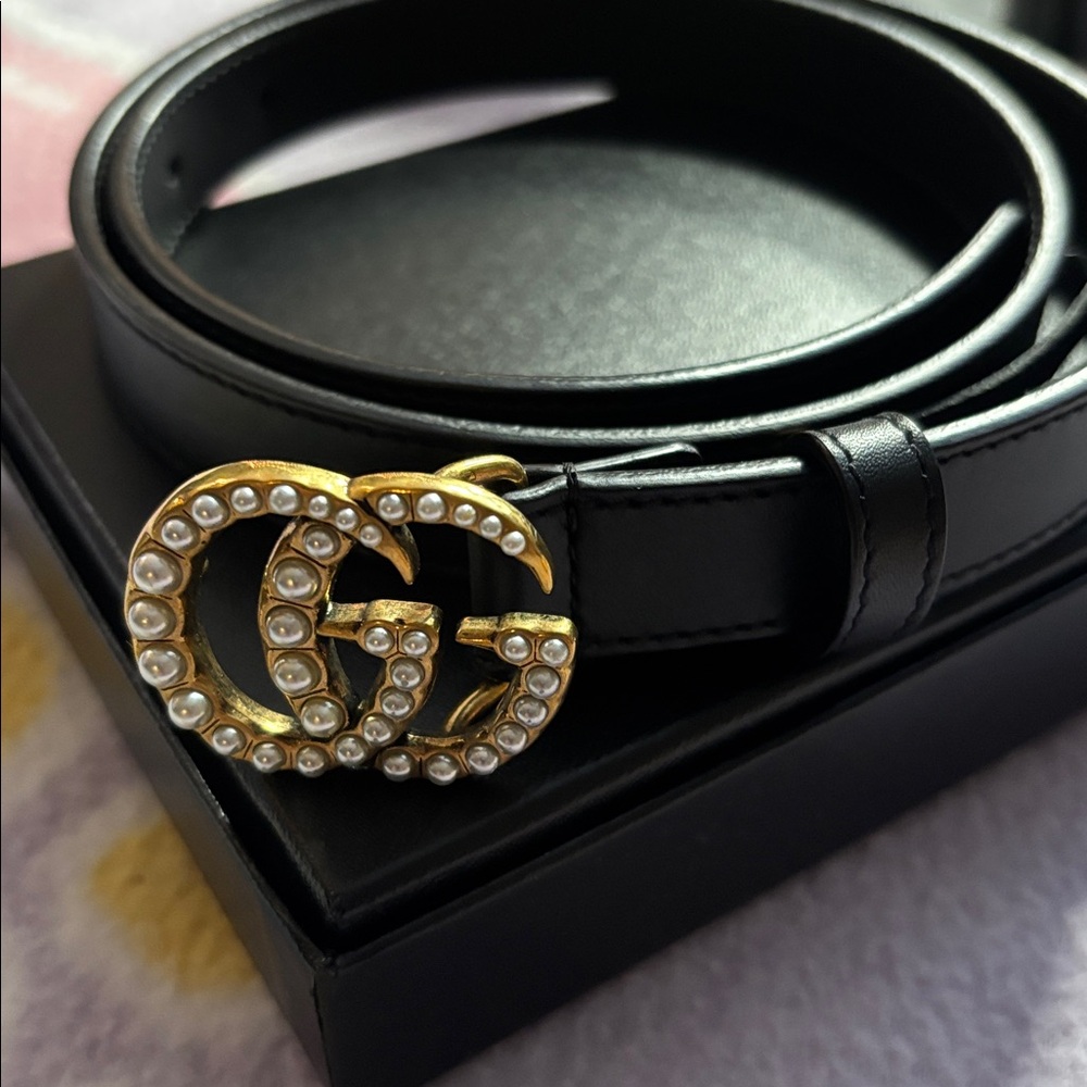 Gucci interlocking GG faux pearl embellished black belt size 75